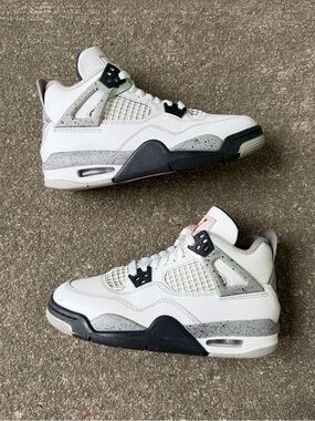 Jordan 4 Retro White Cement 2025 Gradeschool Kids’ Shoes Size 4Y IB4171-100 Used